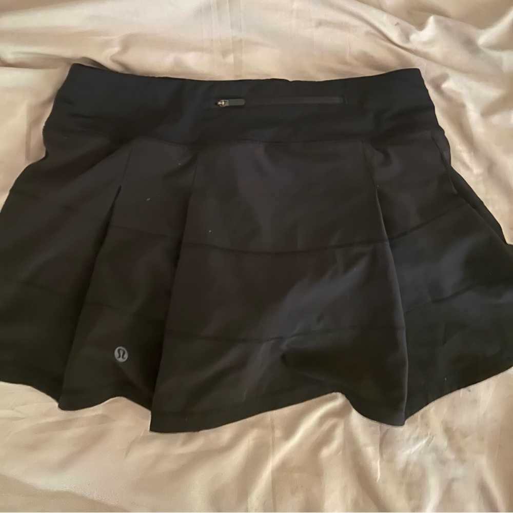COPY - Lululemon pace rival skirt size 6